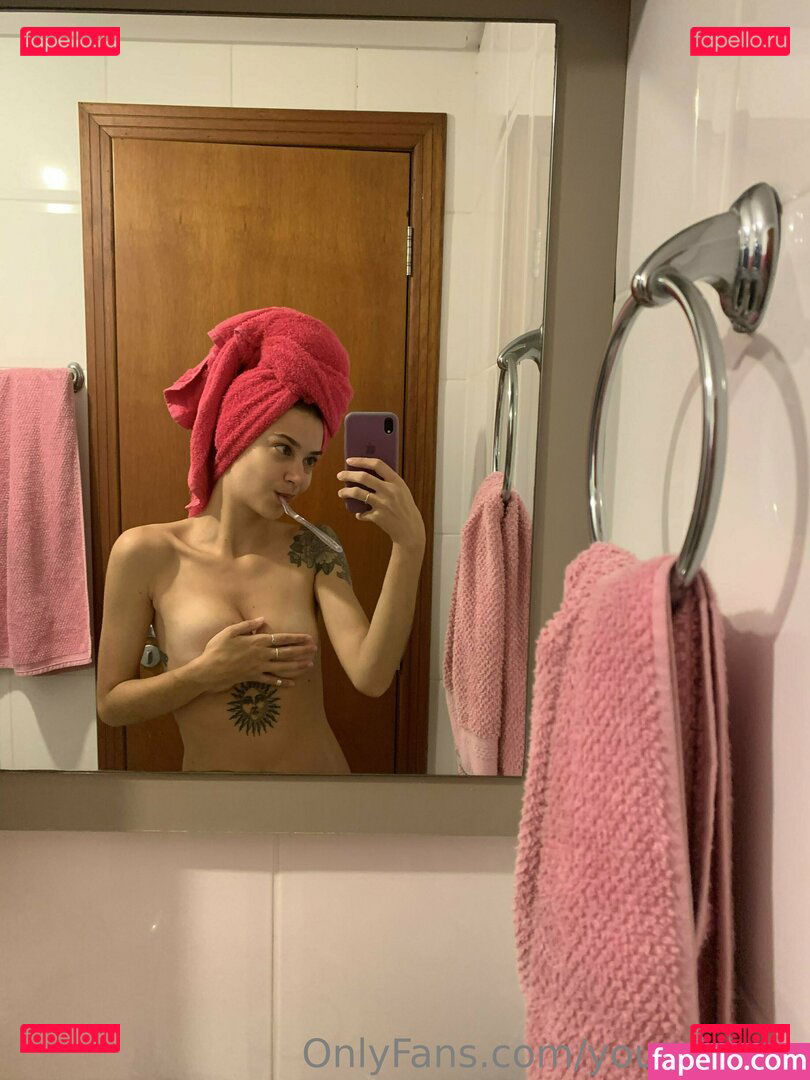 hey.imaya / yourgirlaya Onlyfans Photo Gallery 