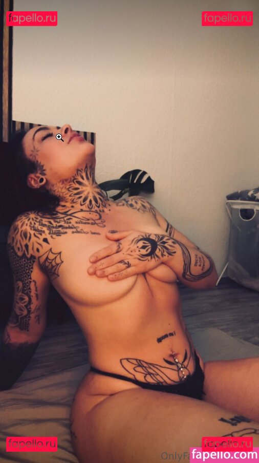 Inkfly / em_mifly Onlyfans Photo Gallery 