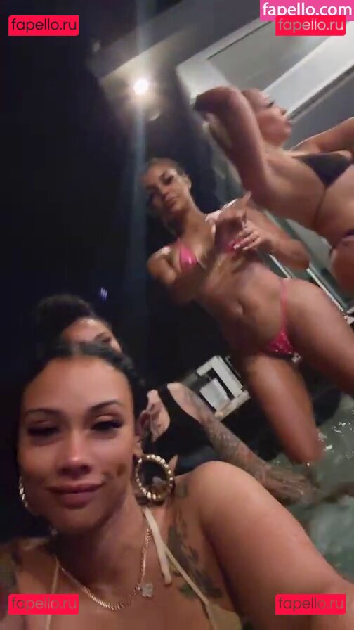 JAZZYMOtheISSUE / jasminheaney / jazzymotheissuee Onlyfans Photo Gallery 