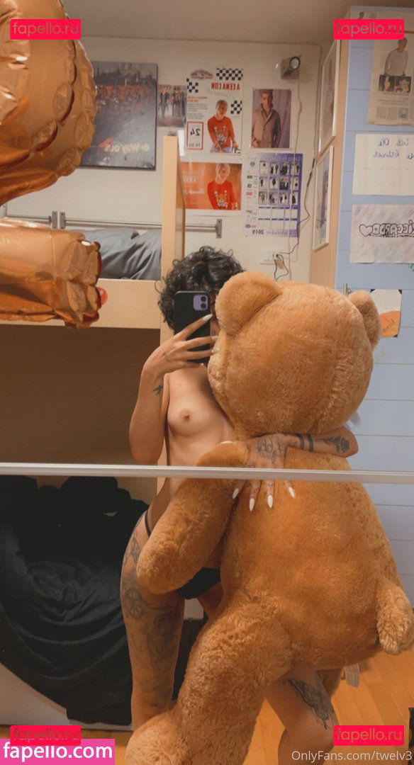 Twelv3 / twelv3___ / twelve97 Onlyfans Photo Gallery 