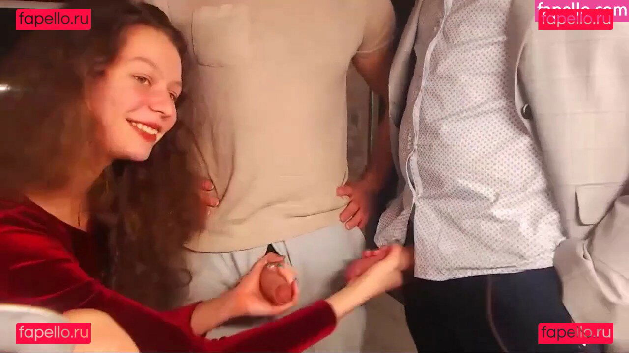 S_E_K_S_2020 / s.e.k.s.2020 / sexyru_couple Onlyfans Photo Gallery 