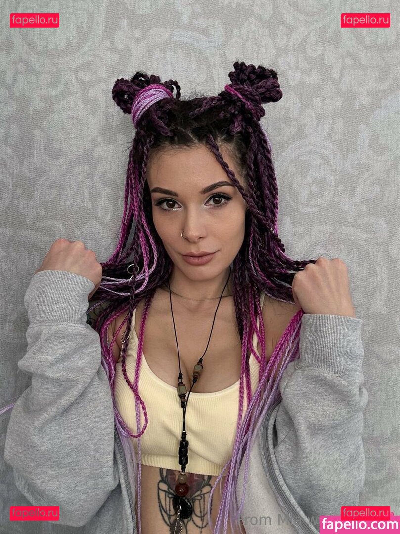 mia_moonn / miamoonn_ Onlyfans Photo Gallery 