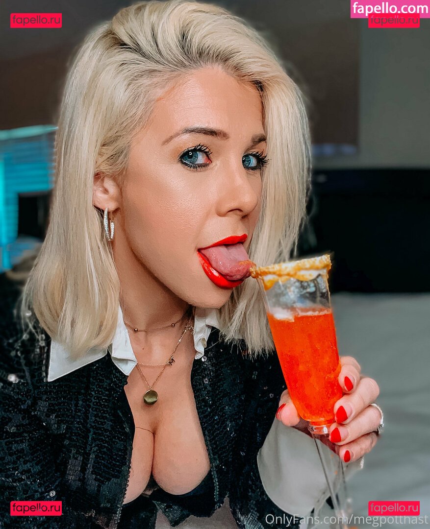 Megan Potthast / megpotthast Onlyfans Photo Gallery 