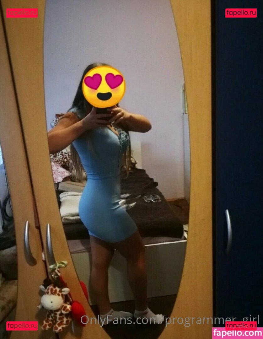 programmer_girl / programmer_girl__ Onlyfans Photo Gallery 