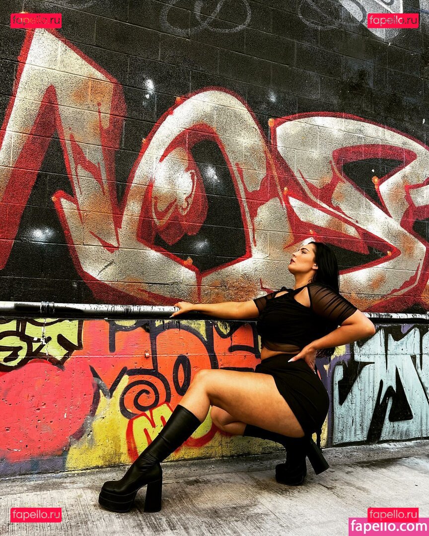 Jane Peach / thickasapeach / yourgoddessjane Onlyfans Photo Gallery 