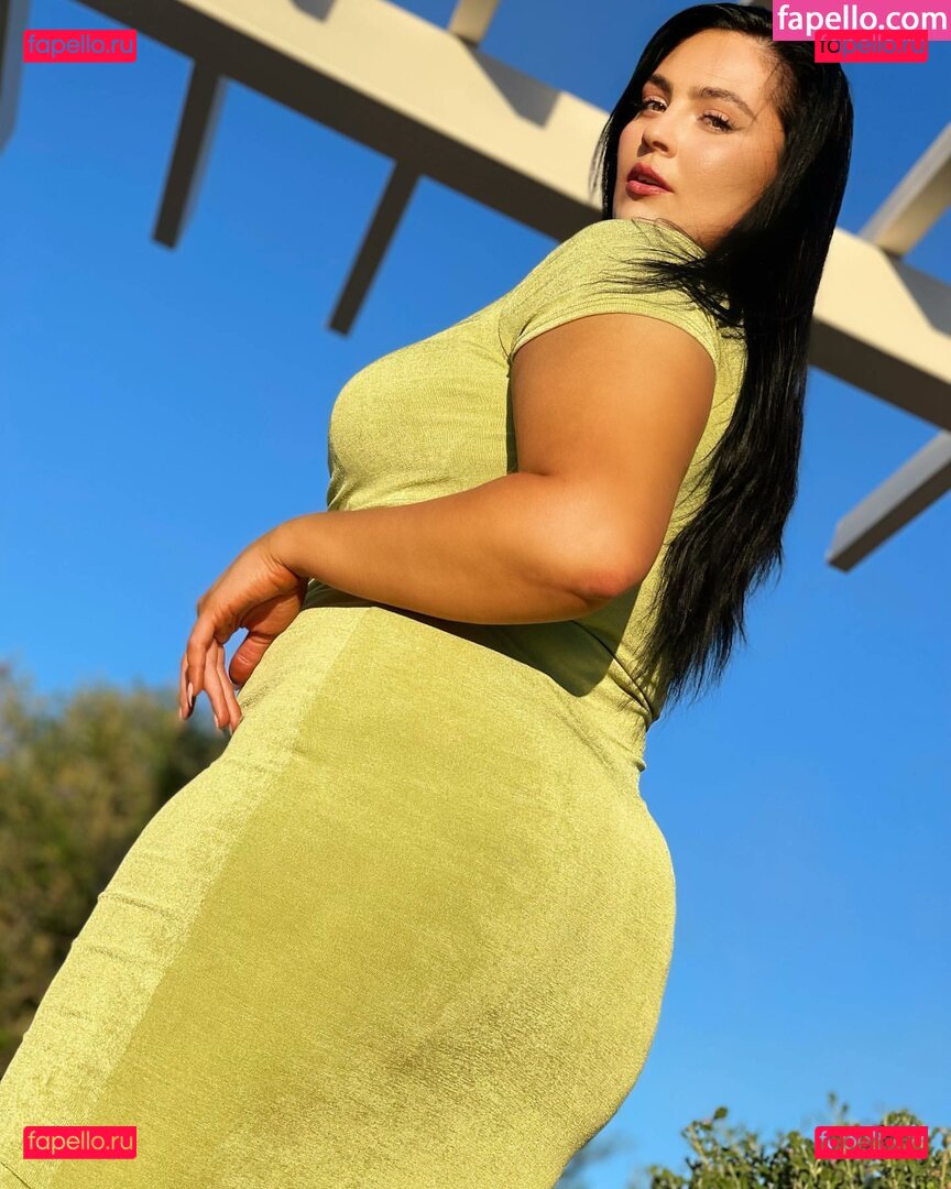 Jane Peach / thickasapeach / yourgoddessjane Onlyfans Photo Gallery 