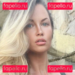 isabelle_bloom / wildblo0m Onlyfans Photo Gallery 