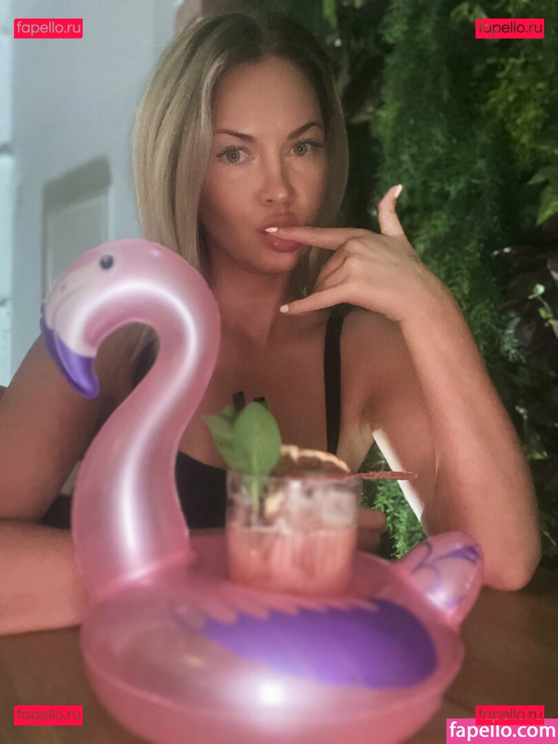 isabelle_bloom / wildblo0m Onlyfans Photo Gallery 