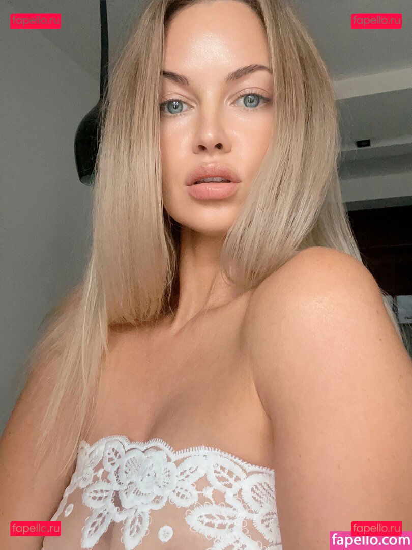 isabelle_bloom / wildblo0m Onlyfans Photo Gallery 