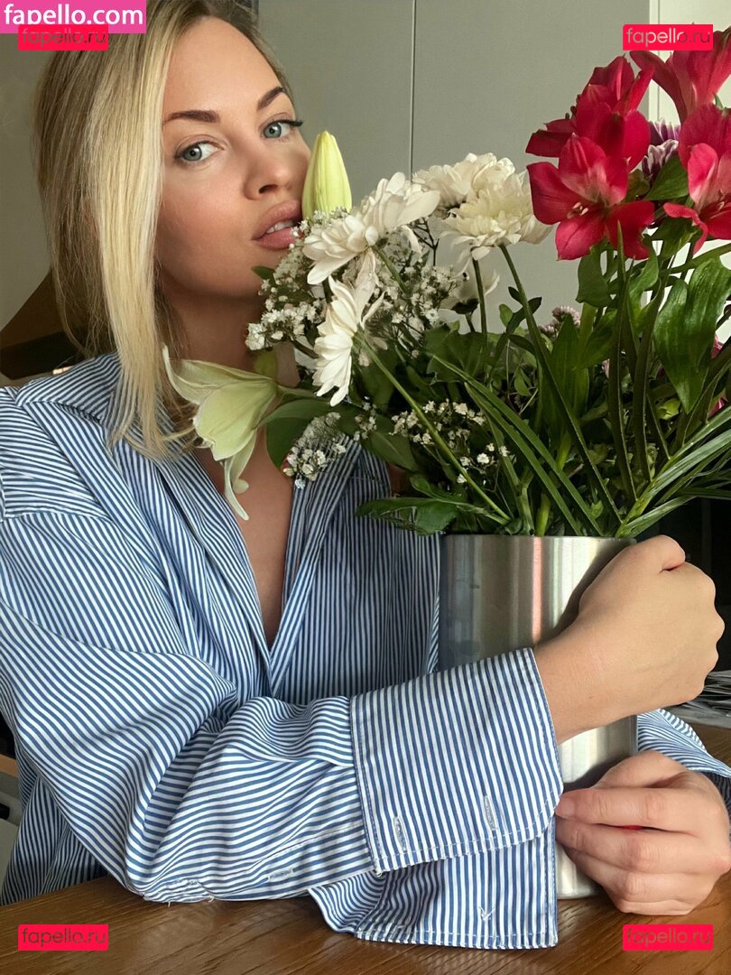 isabelle_bloom / wildblo0m Onlyfans Photo Gallery 