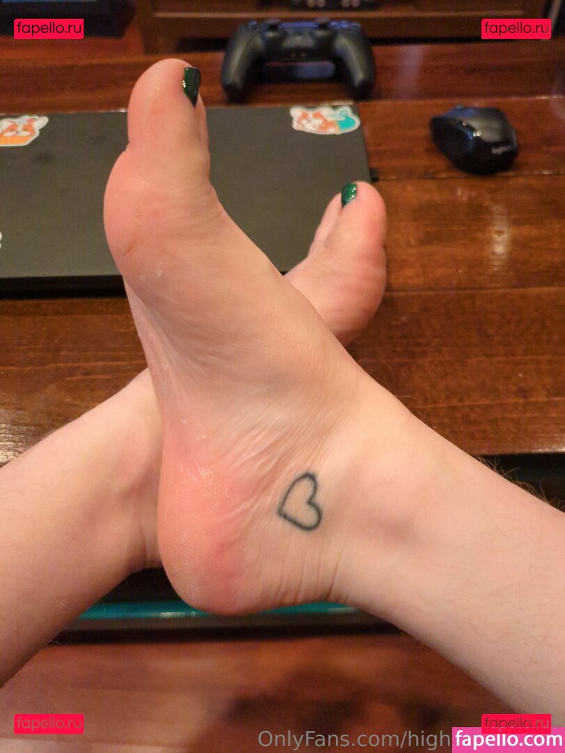 highheelhellion / leatherhellion Onlyfans Photo Gallery 