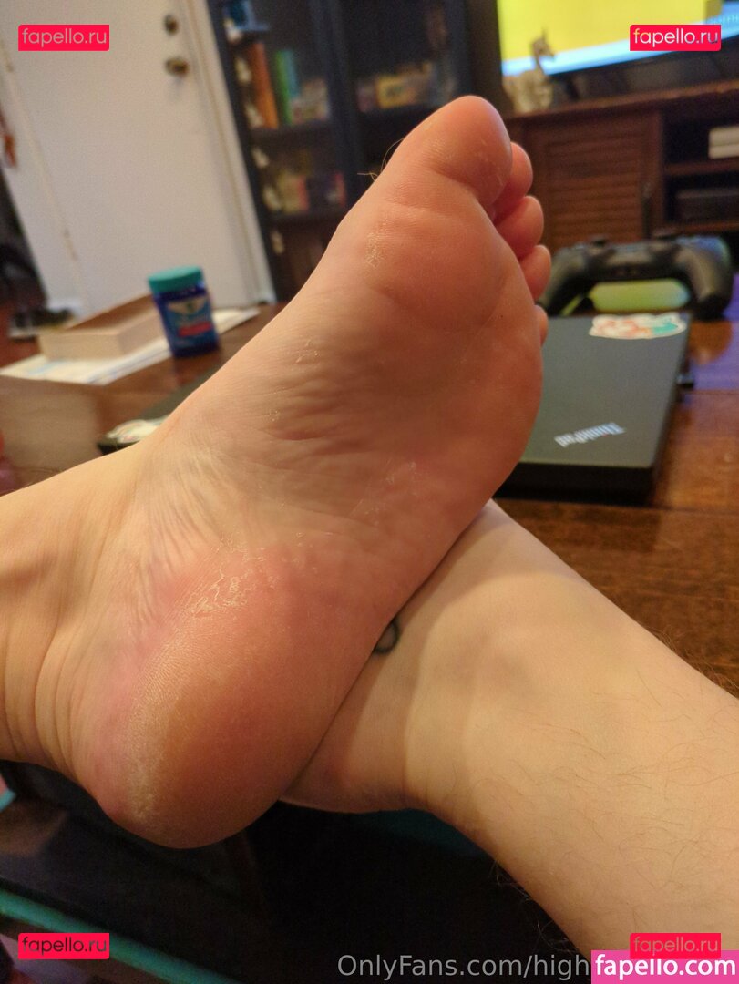 highheelhellion / leatherhellion Onlyfans Photo Gallery 