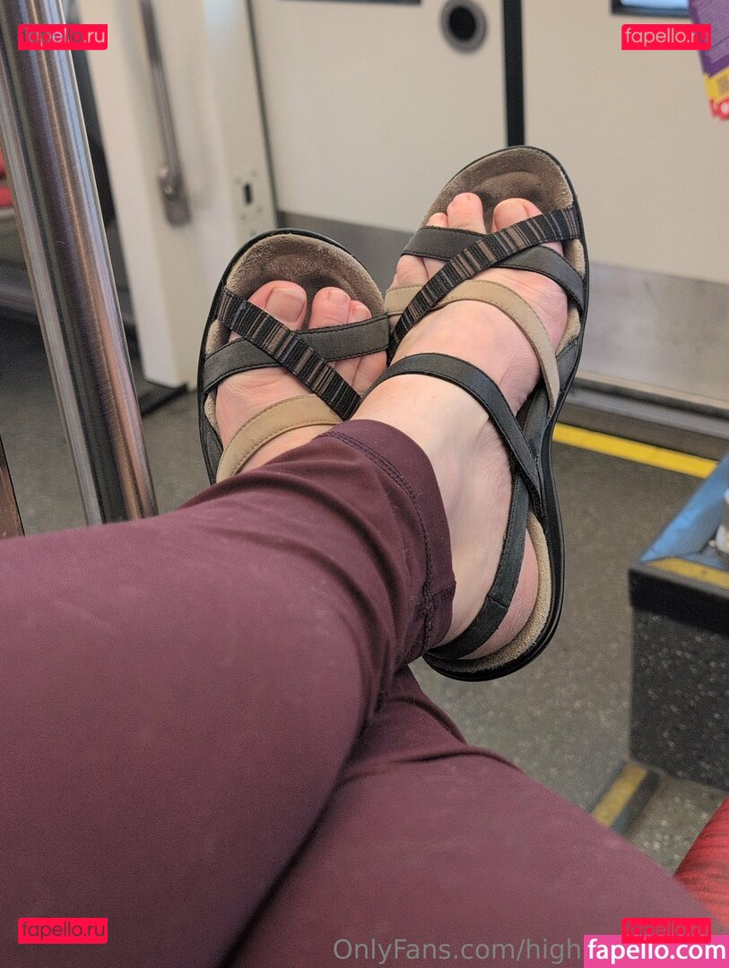 highheelhellion / leatherhellion Onlyfans Photo Gallery 