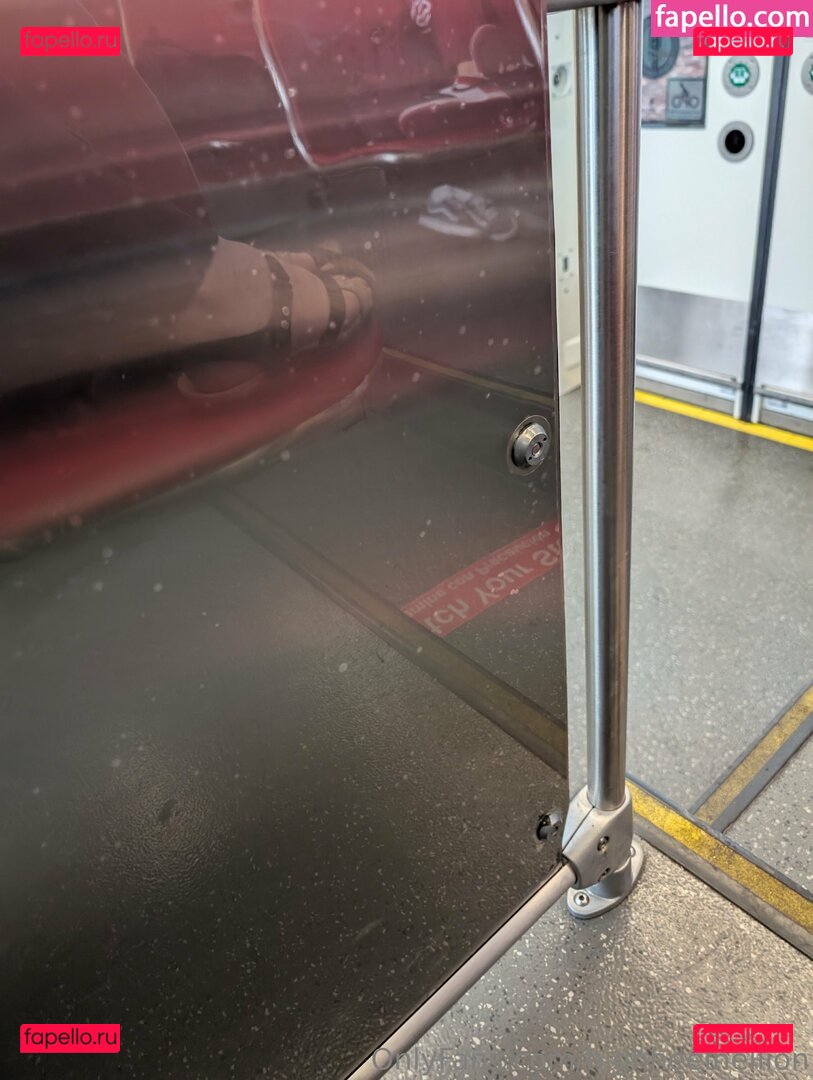 highheelhellion / leatherhellion Onlyfans Photo Gallery 