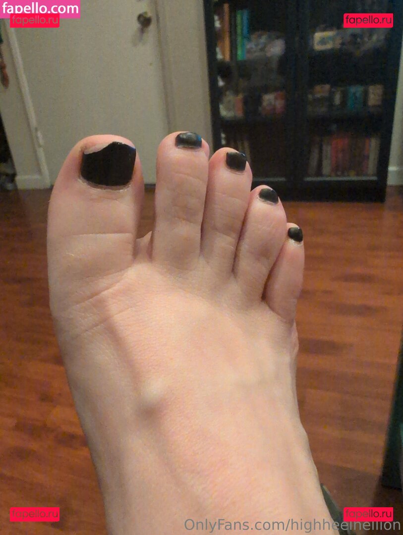 highheelhellion / leatherhellion Onlyfans Photo Gallery 