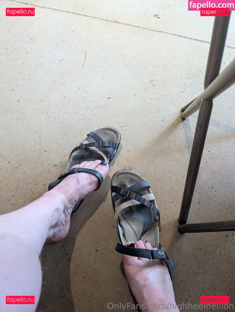 highheelhellion / leatherhellion Onlyfans Photo Gallery 