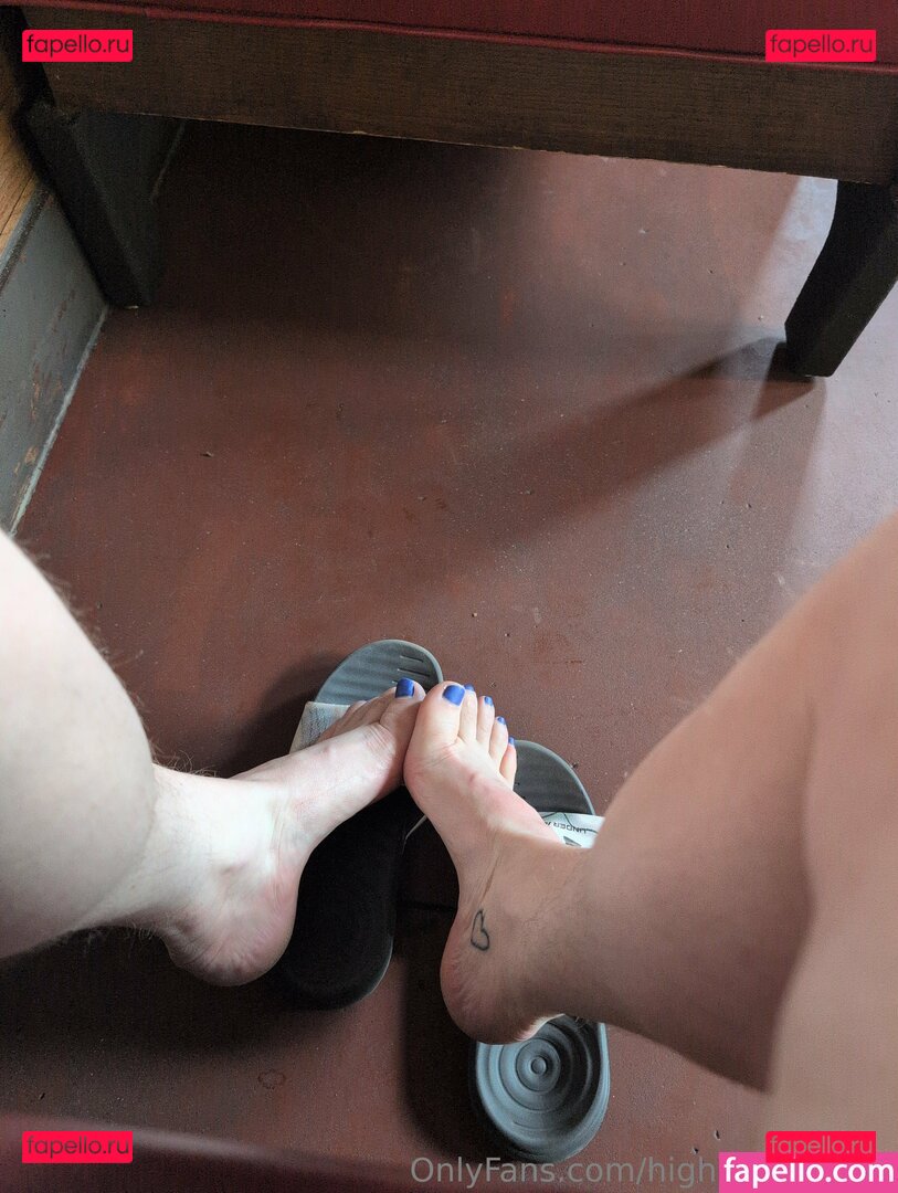 highheelhellion / leatherhellion Onlyfans Photo Gallery 