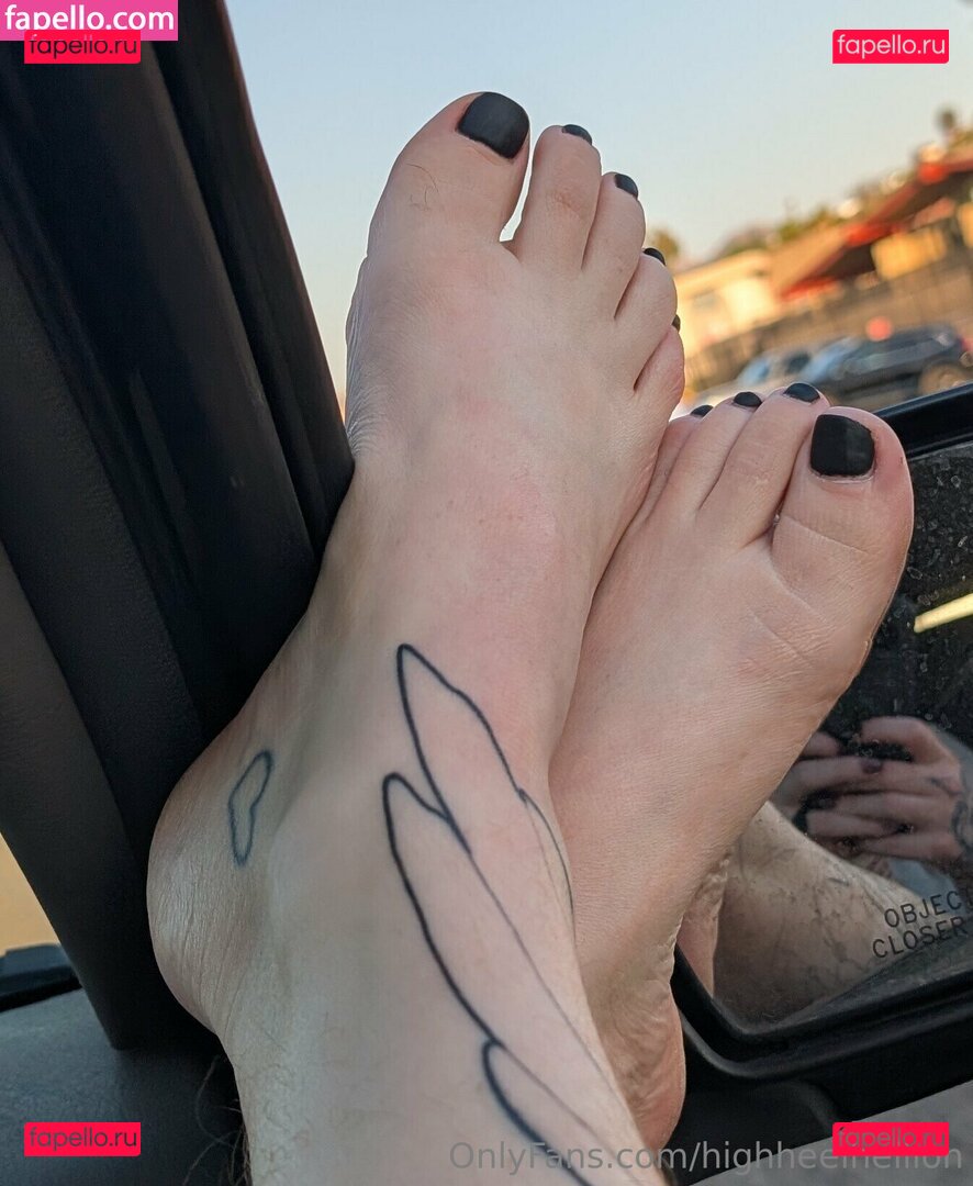 highheelhellion / leatherhellion Onlyfans Photo Gallery 