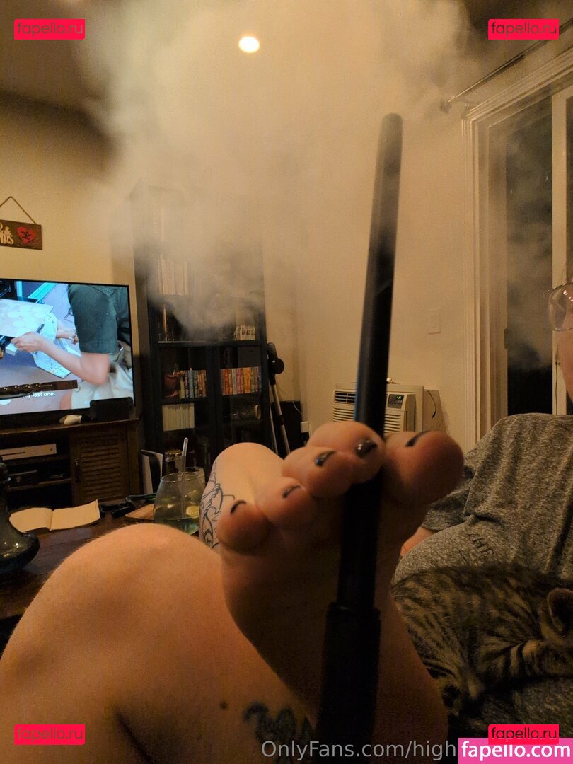 highheelhellion / leatherhellion Onlyfans Photo Gallery 