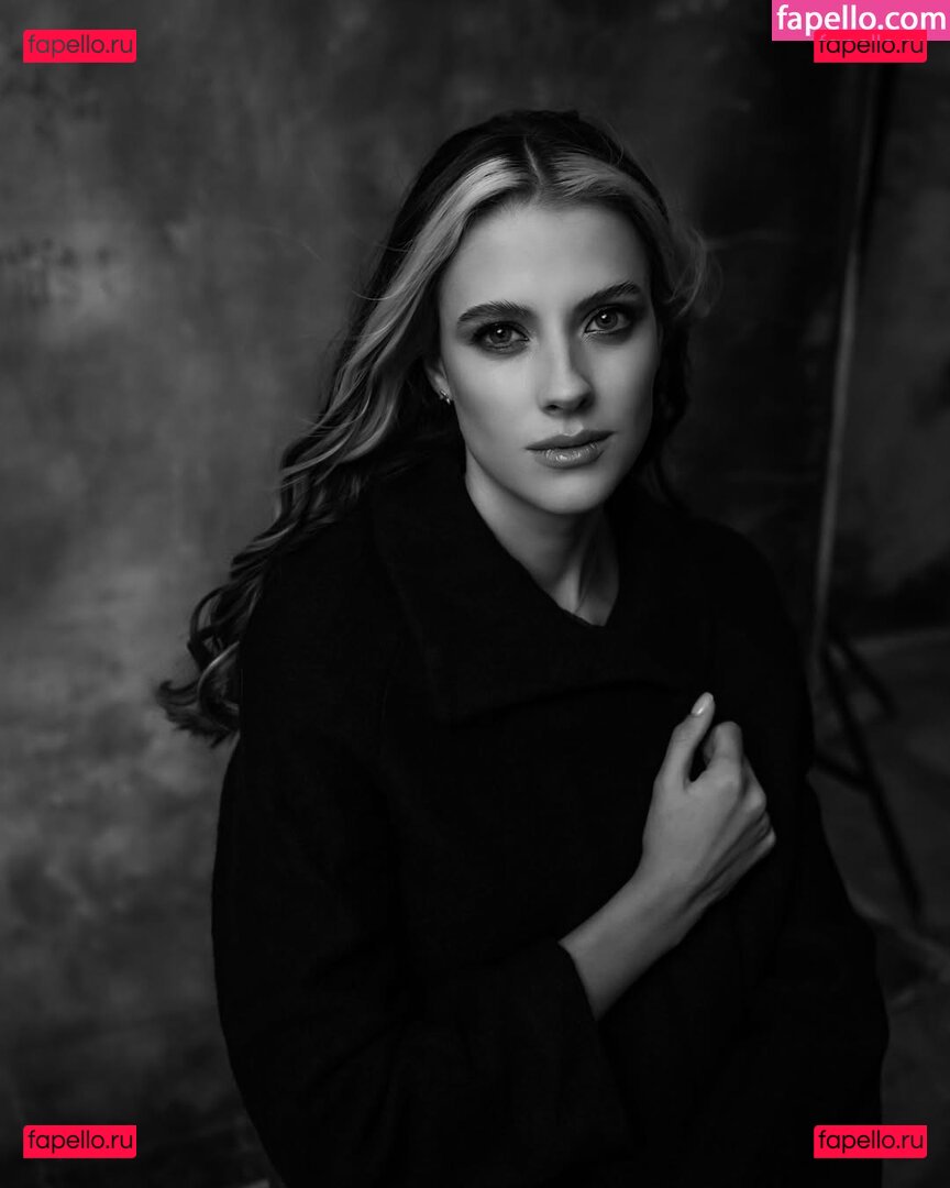 Yaroslova Mahuchikh / rosya_dp Onlyfans Photo Gallery 