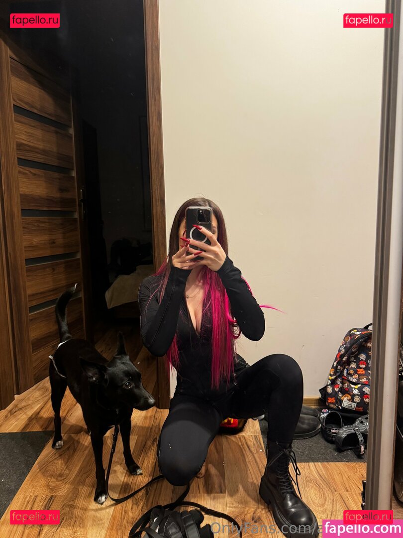 afina.divine / divine_athena Onlyfans Photo Gallery 