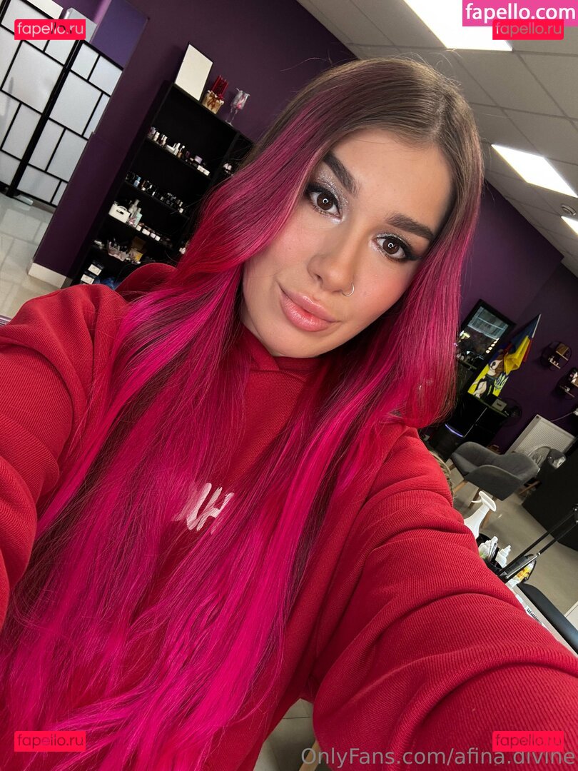 afina.divine / divine_athena Onlyfans Photo Gallery 