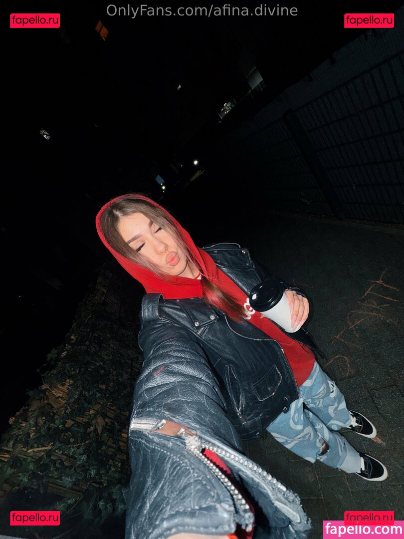 afina.divine / divine_athena Onlyfans Photo Gallery 