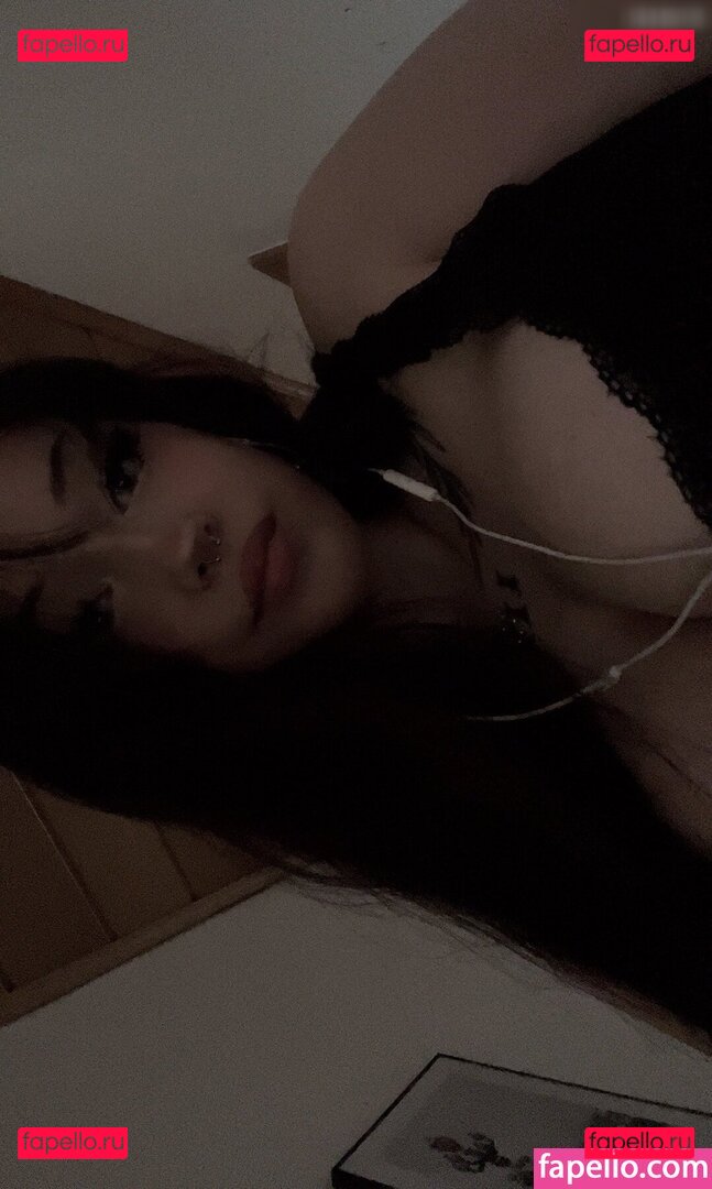 ennachenxo / missenocha Onlyfans Photo Gallery 