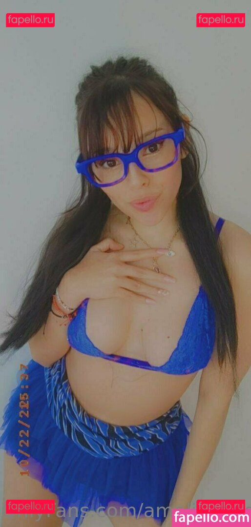 ameliacandy.09 / candy.amelia.5458 Onlyfans Photo Gallery 