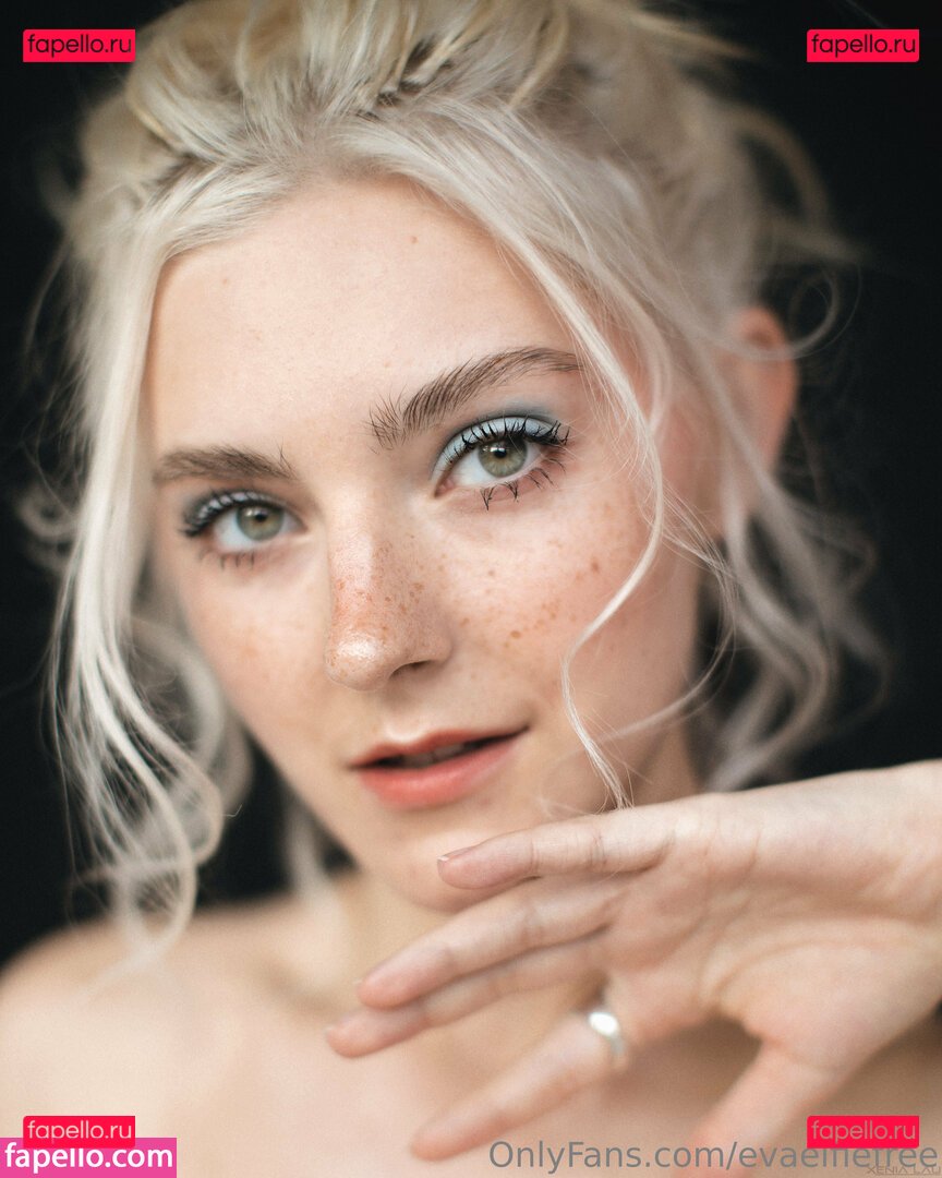 evaelfiefree / theevaelfie Onlyfans Photo Gallery 