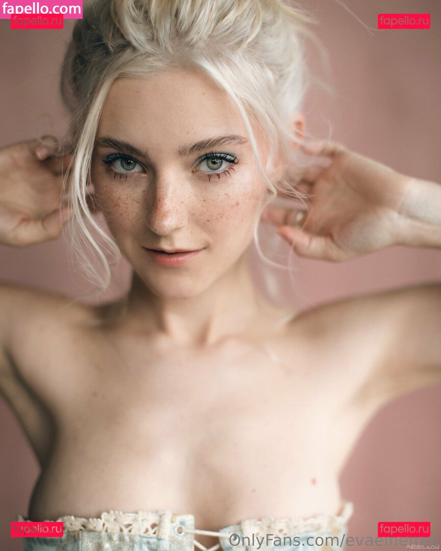 evaelfiefree / theevaelfie Onlyfans Photo Gallery 
