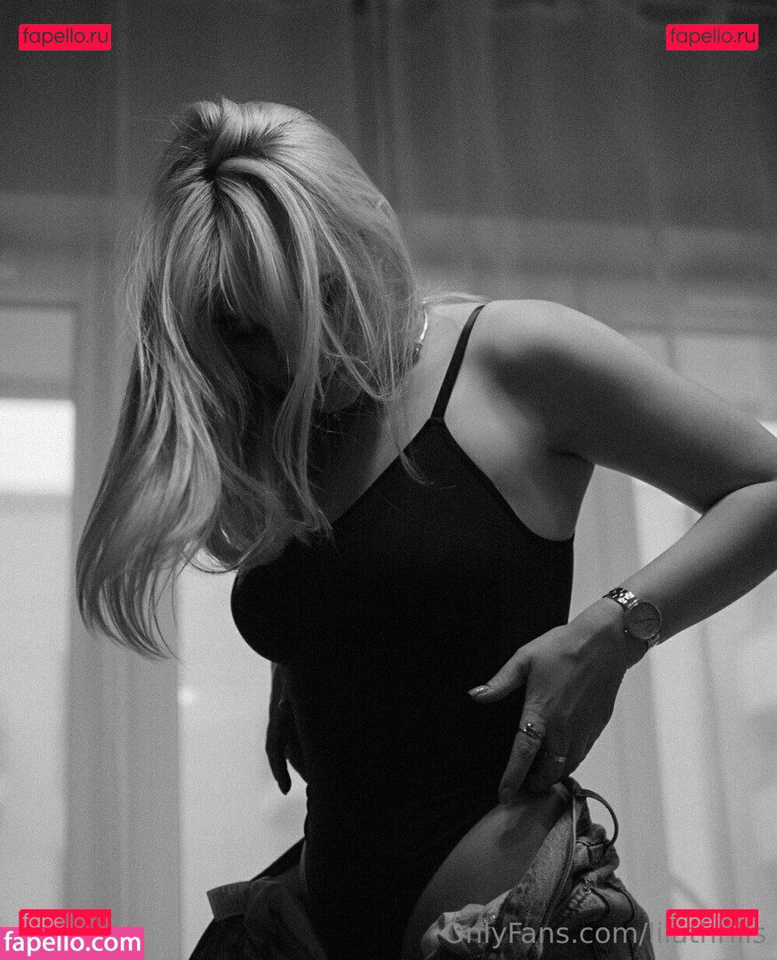 lilanaruse / lilathrills Onlyfans Photo Gallery 