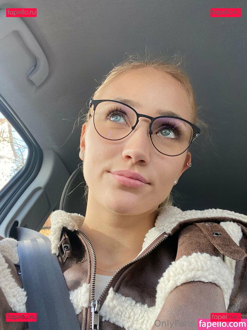 hello_lulu / lisa.lu Onlyfans Photo Gallery 