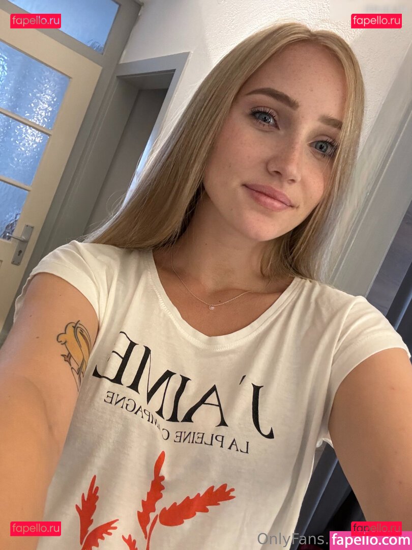 hello_lulu / lisa.lu Onlyfans Photo Gallery 