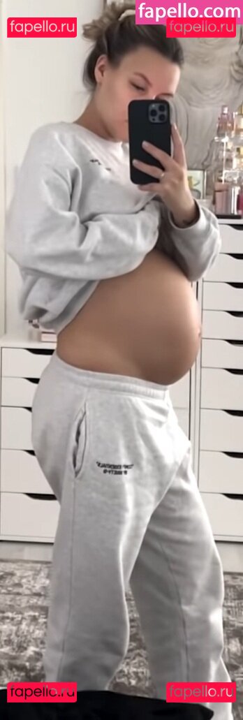 Dagi Bee / dagi.bee / dagibee Onlyfans Photo Gallery 