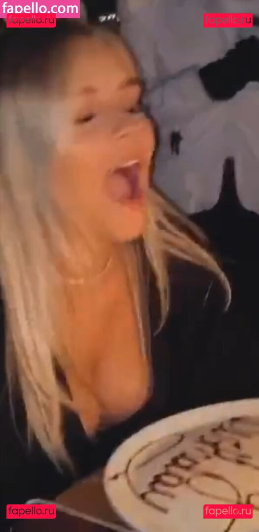 Dagi Bee / dagi.bee / dagibee Onlyfans Photo Gallery 