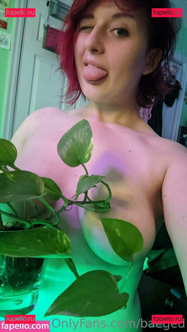 baeged / baegedcosplays Onlyfans Photo Gallery 