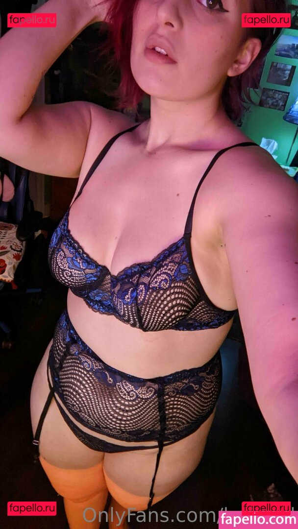 baeged / baegedcosplays Onlyfans Photo Gallery 