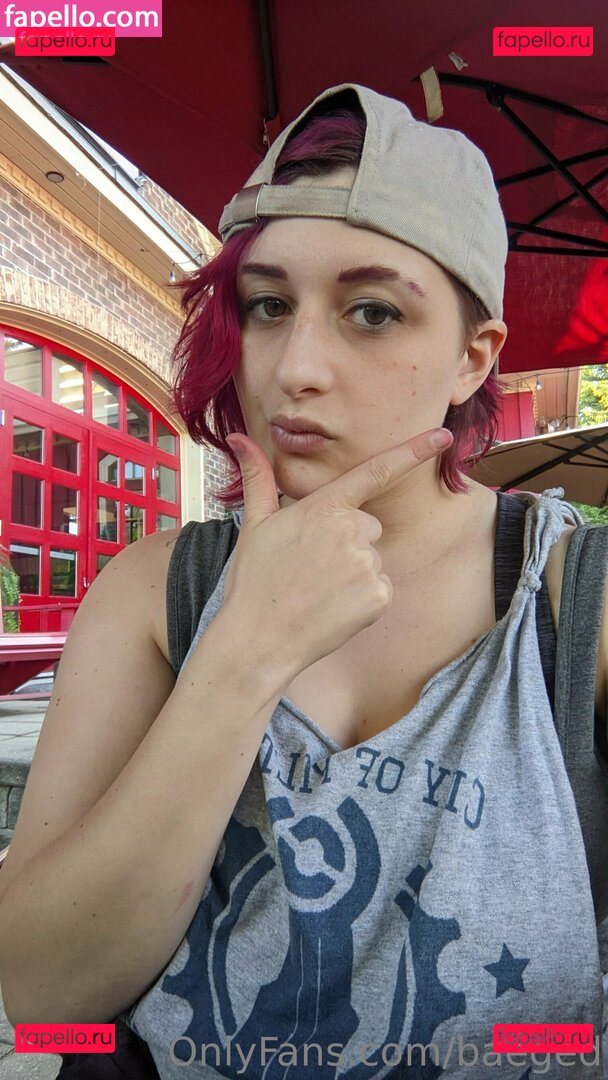 baeged / baegedcosplays Onlyfans Photo Gallery 