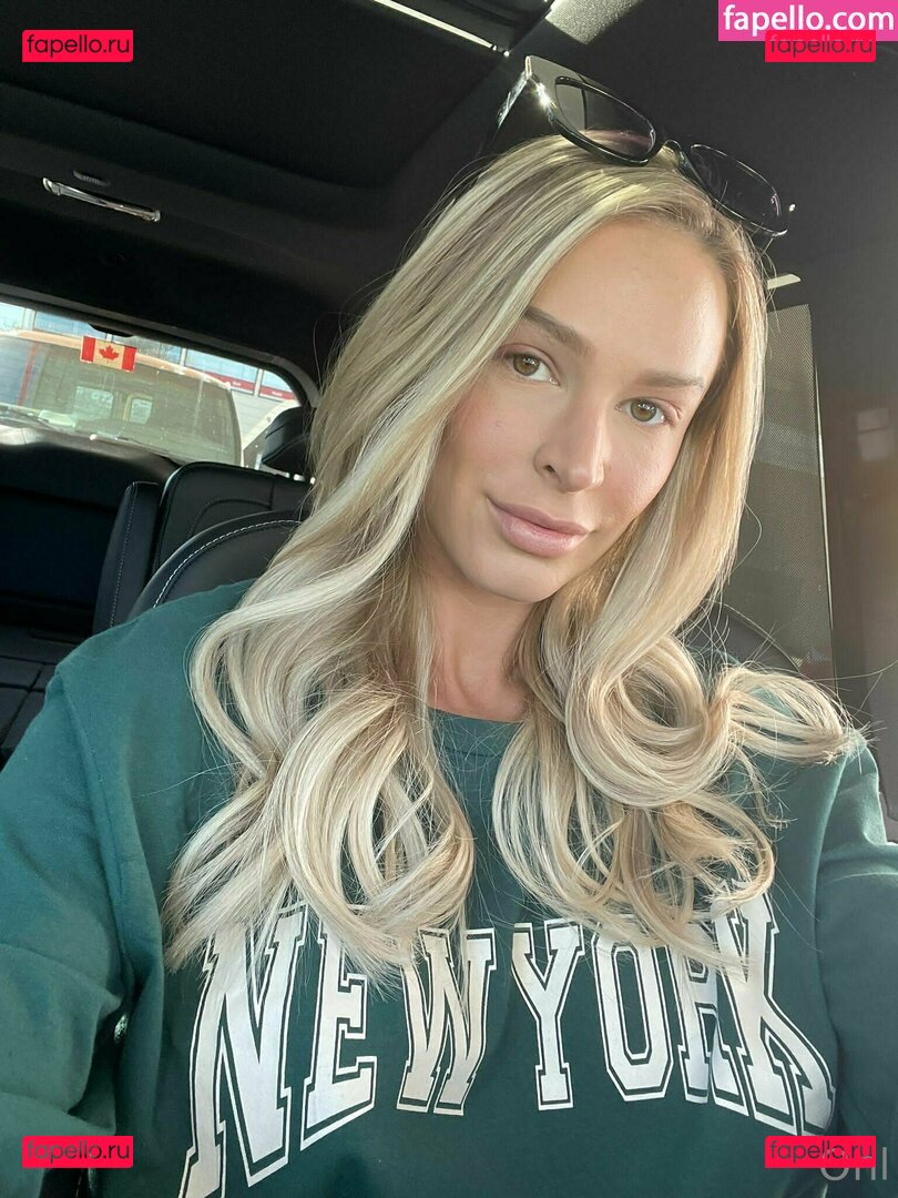 EMMAHIXOFFICIAL / Emma Hix / emmahix_xo Onlyfans Photo Gallery 