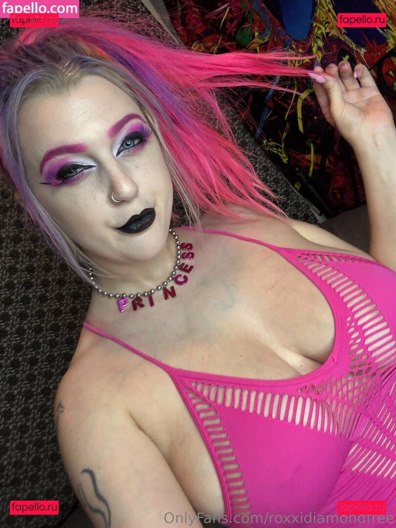 roxxidiamond / roxxidiamondfree Onlyfans Photo Gallery 
