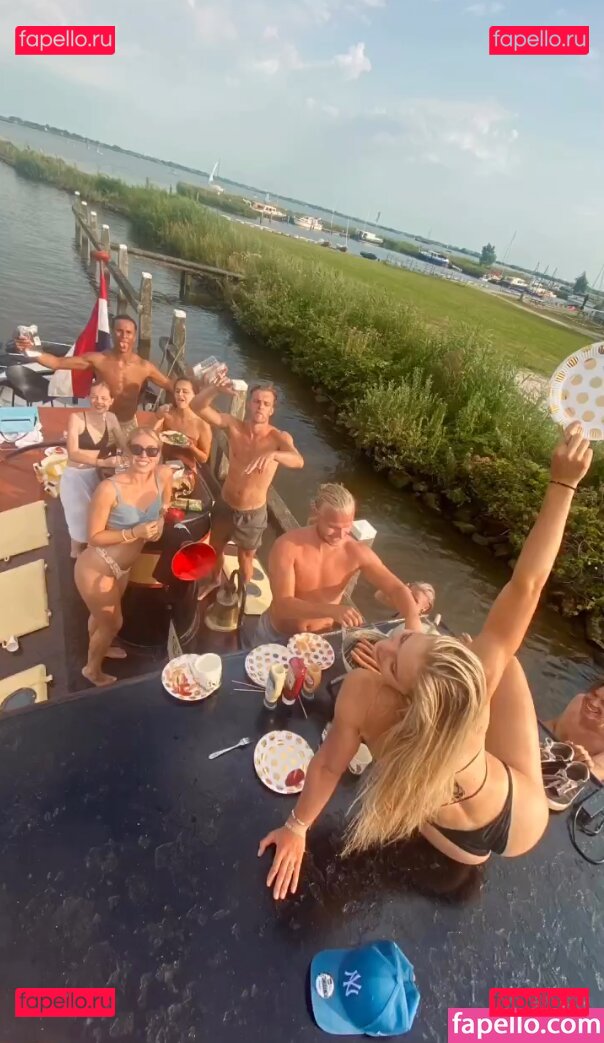 Jutta Leerdam / JuttaLeerdamSchaatsen / juttaleerdam / juttaleerdam_ Onlyfans Photo Gallery 