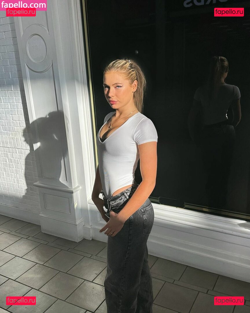 Jutta Leerdam / JuttaLeerdamSchaatsen / juttaleerdam / juttaleerdam_ Onlyfans Photo Gallery 