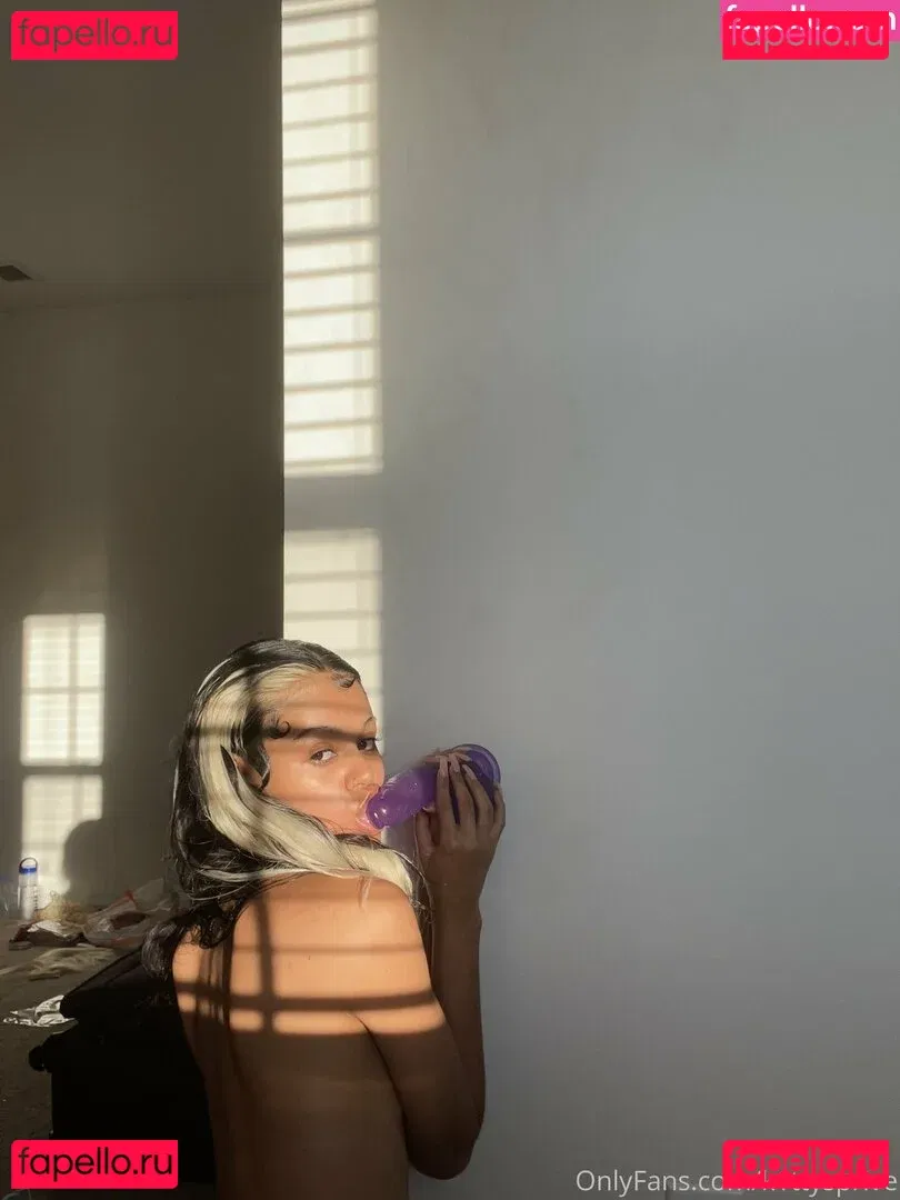 kittysprive Onlyfans Photo Gallery 