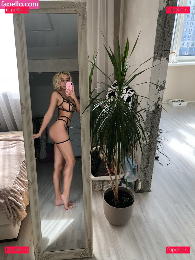 Liloo Moon / Puzzled_Win631 / https: / lilla_id / liloo_moon Onlyfans Photo Gallery 