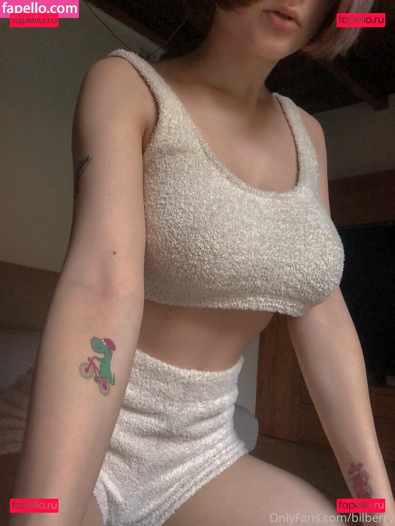 Liloo Moon / Puzzled_Win631 / https: / lilla_id / liloo_moon Onlyfans Photo Gallery 