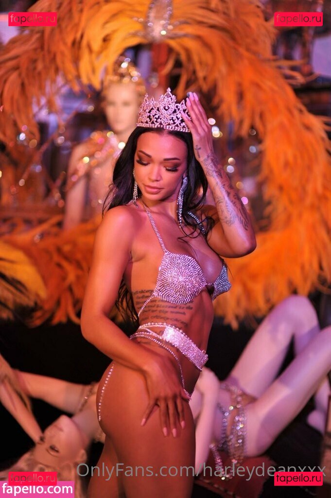 Harley Dean / TooooMuchAtOnce / harleydean / realharleyydean / thatsharleydean_ Onlyfans Photo Gallery 