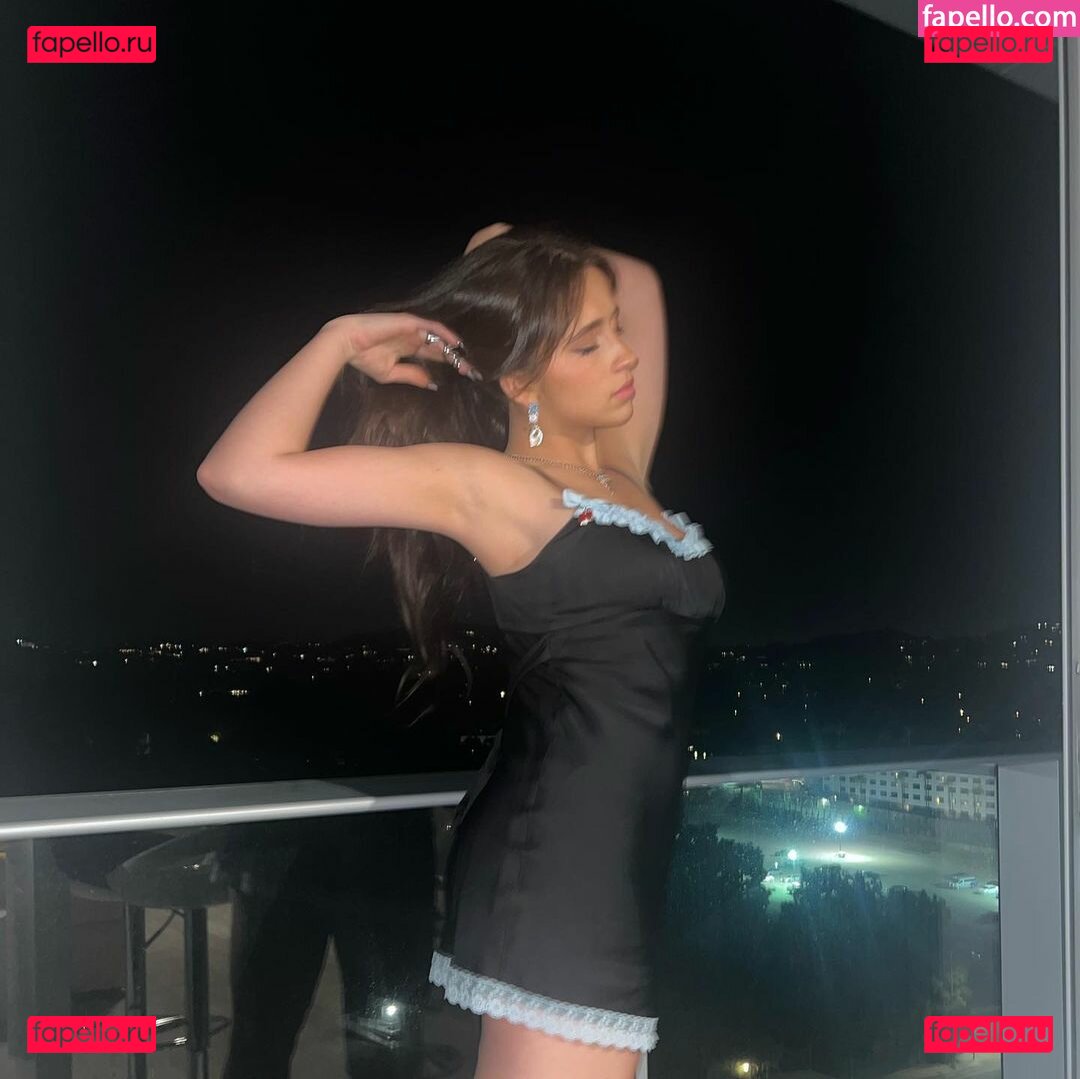 Tate McRae / cakebattercatter / tatemcrae Onlyfans Photo Gallery 