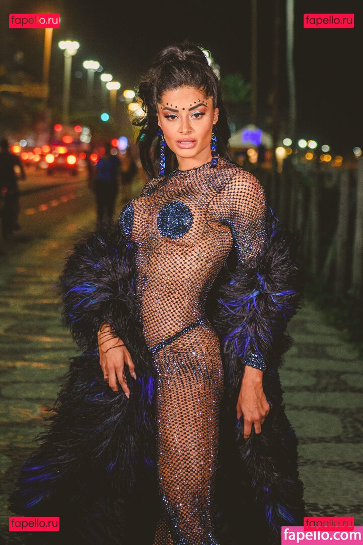 Aline Campos / Aline Riscado / soualinecampos Onlyfans Photo Gallery 