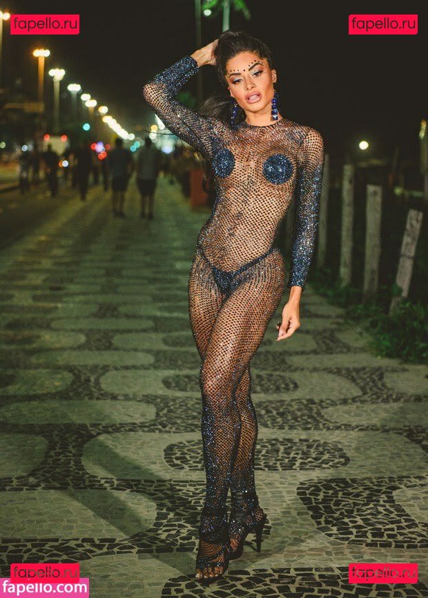 Aline Campos / Aline Riscado / soualinecampos Onlyfans Photo Gallery 